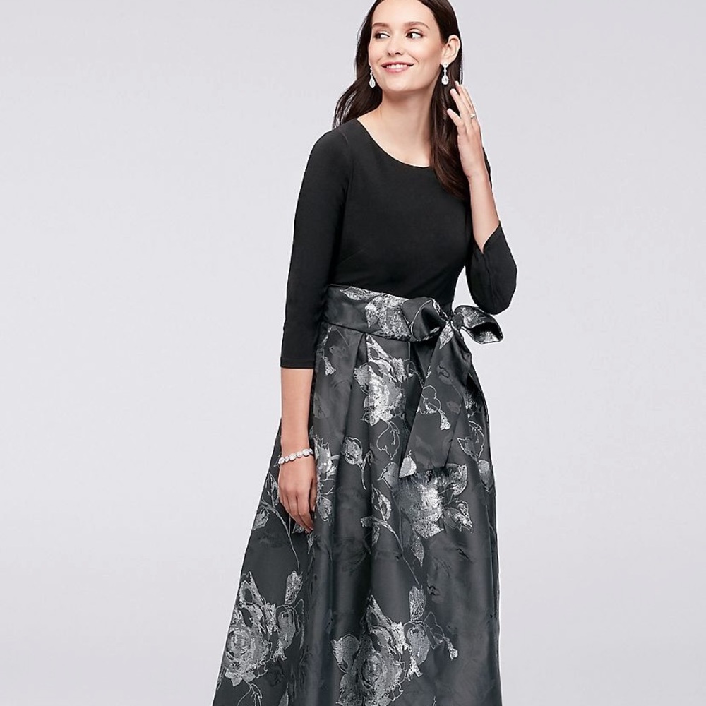 Jessica Howard ball gown